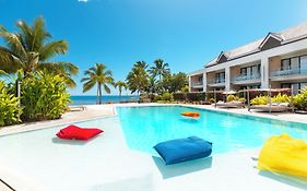 Cook'S Bay Hotel & Suites